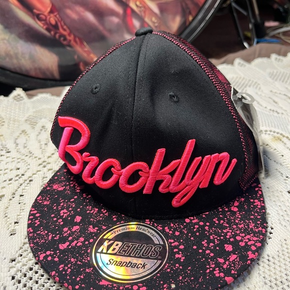 KBETHOS Brooklyn MENS Snapback Hat - Black and Pink NEW DEAD STOCK - Picture 1 of 7